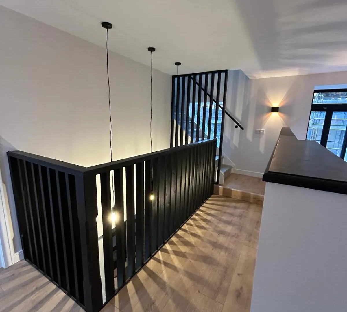 Flour Mill House At Pitkerro Mill, 4 Double Bedrooms, Tvs, 3 En-Suite, Separate Shower, Wc, Fully Equipped Kitchen, Games Room, Large Family Lounge, Private Parking, Wifi, Private Garden And Courtyard, Long Stay Rates Available Through Honeycomb Host Dundee 0*,